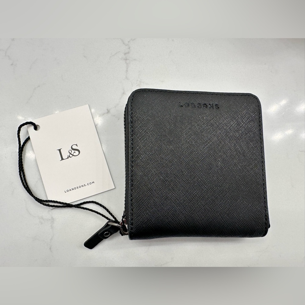 LO & SONS Mallorca Saffiano Leather Small Black Zip Wallet